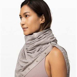Lululemon gray vinyasa scarf
